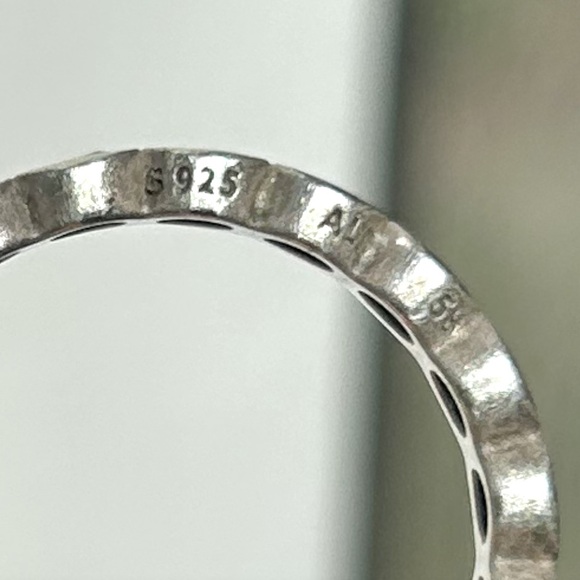 Pandora eternity ring - Picture 9 of 9